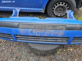 Přední nárazník VW Golf IV
- 5