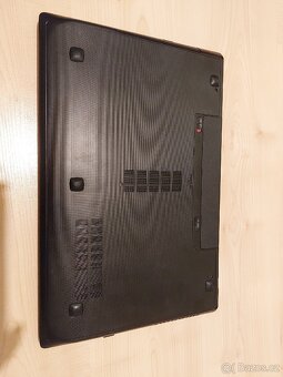 Lenovo Ideapad G700 17" notebook 8GB RAM SSD Intel i5 - 5