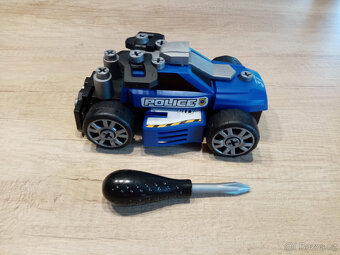 plastové šroubovací policejní auto - 5
