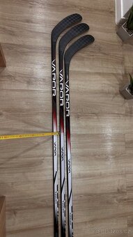 ✅ ĽAVÉ -  BAUER VAPOR LEAGUE - P92 - 77 a 87 FLEX ✅ - 5