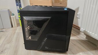 Počítačová skřín, Case - 5