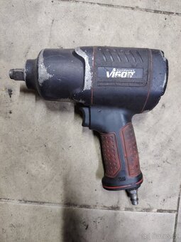 Pneumatický rázový utahovák - 5