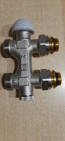 HERZ Ventil termostatický středový 1/2“ x EK přímý - 5