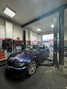 BMW E46 330ci, samosvor - 5