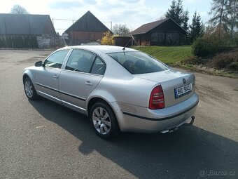 Superb 2.8 - 5