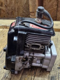 Benzínový Rc motor 30ccm Carbon fighter - 5