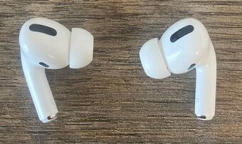 Apple AirPods Pro - 5