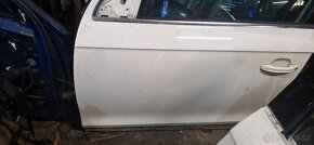 Leve prave dvere audi Q7 4L okno - 5