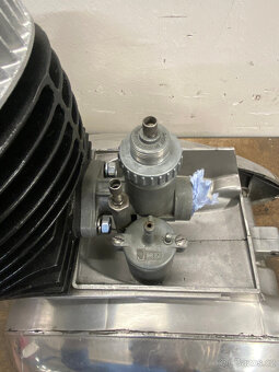 Jawa 250 panelka motor - 5