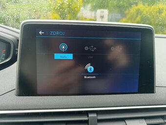 Prodám Peugeot 5008 Allure 1,5 nafta, automat, odečet DPH - 5