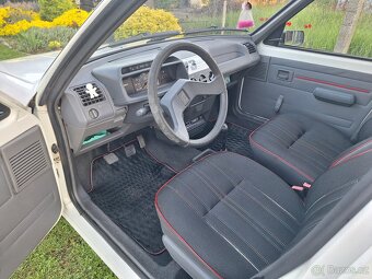 Peugeot 205 - 5