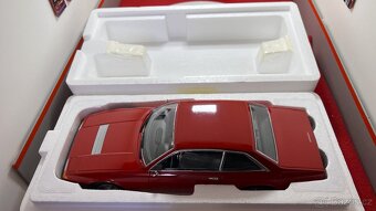 Ferrari 365 GT4 2+2 1:18 KK Scale - 5