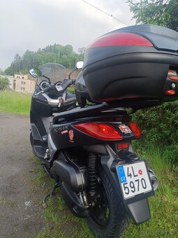 Skůtr Yamaha X-MAX  125  / 10,5 kw - 5