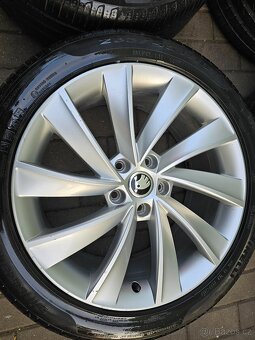 ALU kola letní 5x112 Škoda Superb Pegasus R18 - 5
