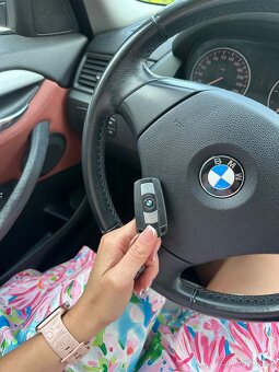 BMW X1 2,0D 130KW N47 Marrakesh brown, červená kůže - 5