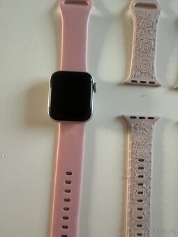 Apple Watch SE - 5