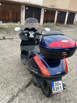 Aprilia Atlantic 500i - 5