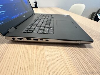 Mobile workstation Dell Precision 7770 - 5