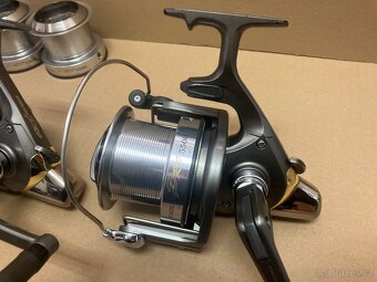 2 navijáky Daiwa Emblem Pro 5500 - 5