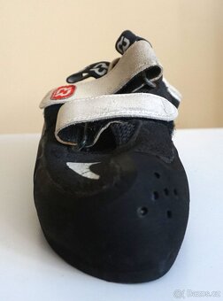 Lezečky Rock Pillars REBEL QC v hezkém stavu v.38 - 5