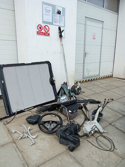 Peugeot 407 2,0 HDI náhradní díly - 5