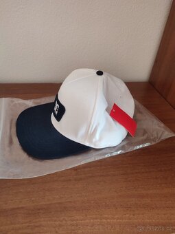 Kšiltovka nová - 5