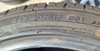 Prodám letní pneu 235/40/18 Goodride - 5