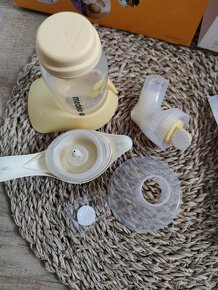 Odsávačka mateřského mléka Medela a sáčky - 5