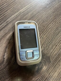 Mobilní telefon Nokia 6111 - 5