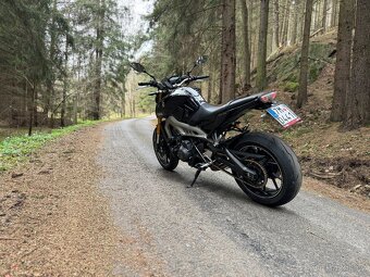 Yamaha MT-09 - 5