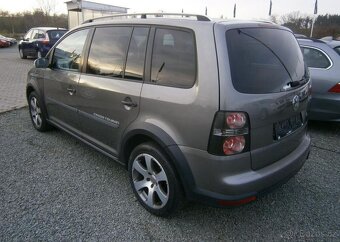 Volkswagen Touran Cross 1.4TSi,2x kola benzín manuál 103 kw - 5