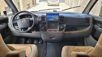 Obytný automobil Burstner Elegance i726, Iveco 3,0 - 5