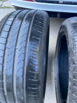 Pneu Pirelli 255-45-19 - 5