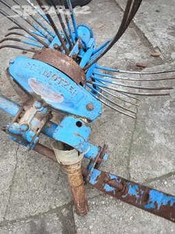 Prodám vyorávač brambor za malotraktory včetně kardanu viz f - 5