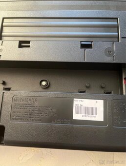 Yamaha PSR-F52 - 5