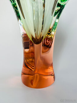 Váza 23 cm, barevné hutní sklo J. Hospodka Chřibská - 5