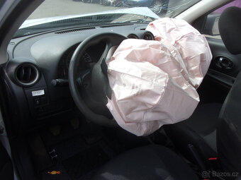 Nissan Micra K13 - 5