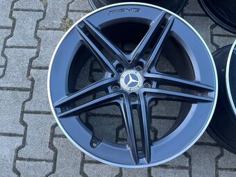 Amg Mercedes Cla 45 C118,X118 R19 - 5