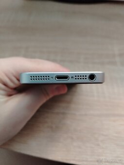 Prodám iphone se 2016 na náhradní díly - 5