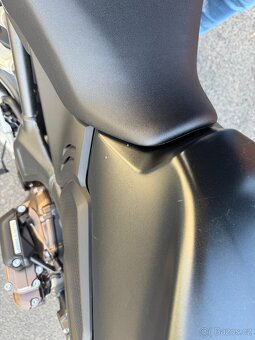 Honda CB650R 2024 s e-clutch - 5
