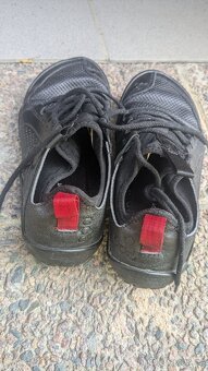 VIVOBAREFOOT vel 38 - 5