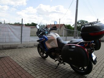 Honda XL 1000 V Varadero rok 2000 60000kč - 5