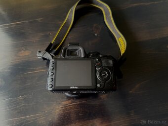 Nikon D3100 + 2 objektivy + příslušenství - 5