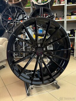 Alu kola Forged 23” vhodné na Lamborghini Urus KONKAVNÍ - 5