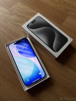 Apple iPhone 15 Pro 128GB bílý - 5