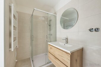 Stylový ateliér 1+kk se soukromou terasou - 5