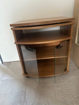 Menší TV stolek - komoda - 5