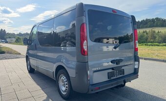 Opel Vivaro 2.5 CDTI 84 KW 9 MÍST - 5