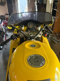 Yamaha Yzf 750 - 5