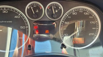 Prodám auto v dobrém stavu, velmi ekonomické. Reálnému zájem - 5